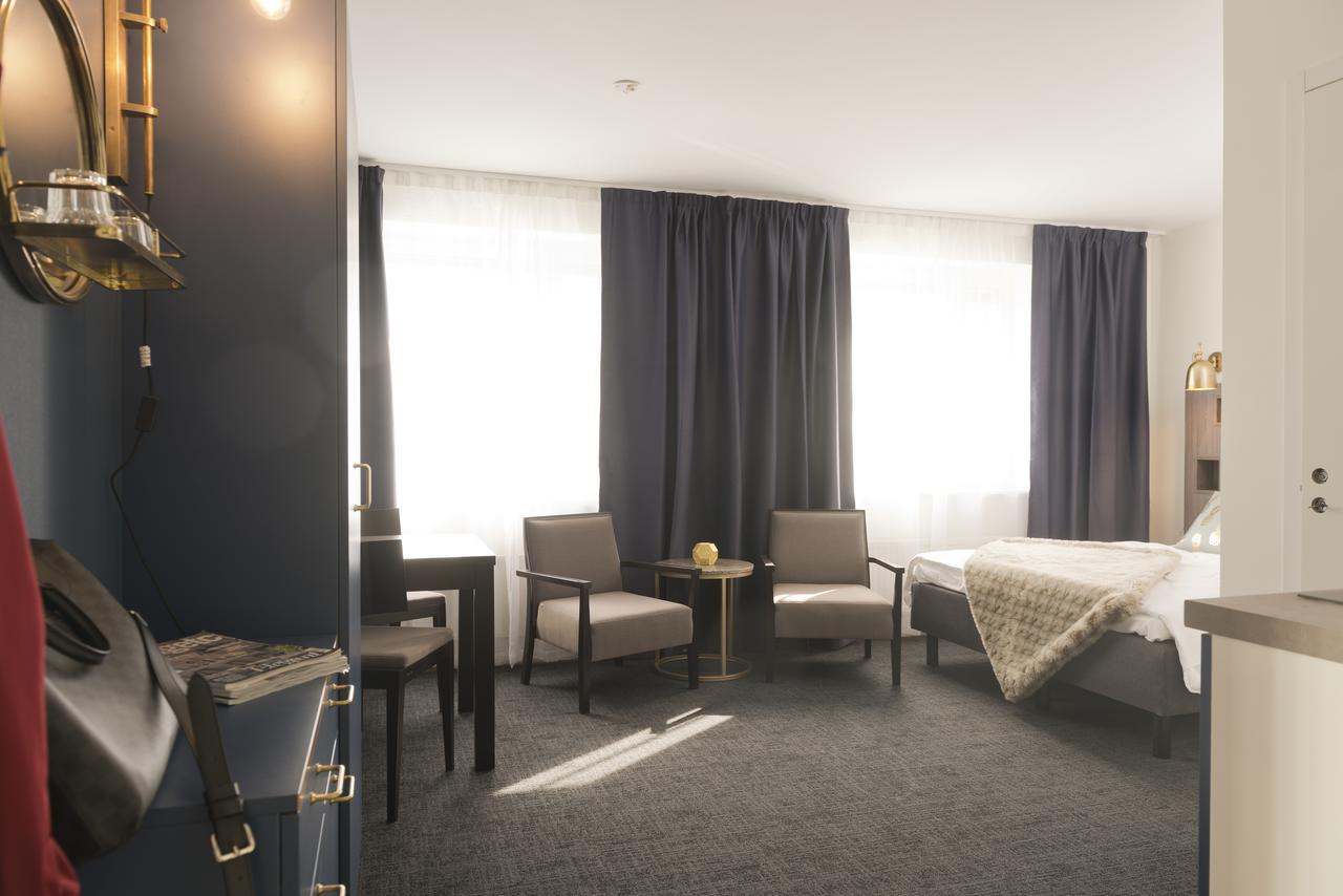Stockholm Hotel Apartments Bromma Estocolmo Exterior foto